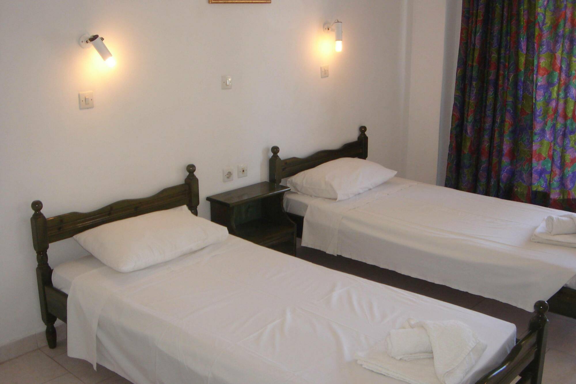 Rose Hotel Фаліракі Екстер'єр фото