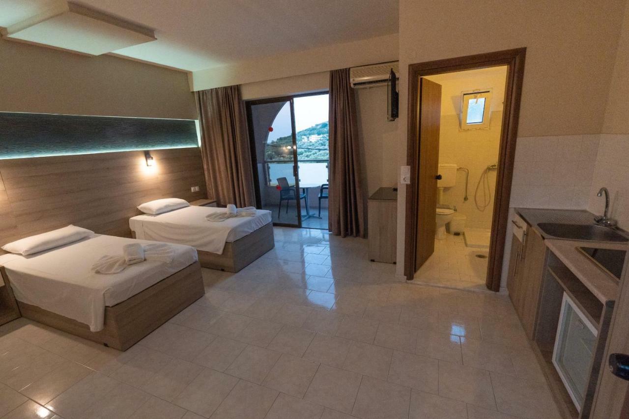 Rose Hotel Фаліракі Екстер'єр фото